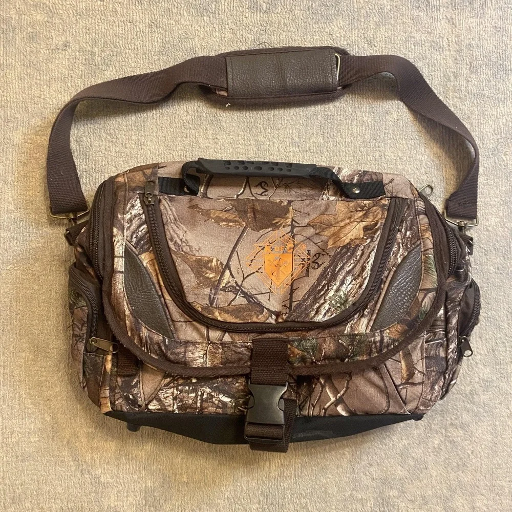 Realtree Camo Knights Of Columbus Hunting Gear Shoulder Bag Messenger Case